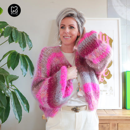 Knitting Kit – MYPZ Short Chunky Mohair Cardigan Valentine No.15 (ENG-NL)