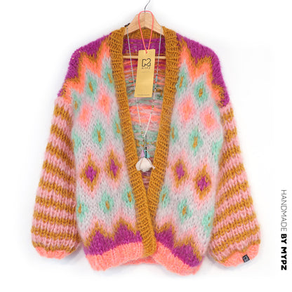 Knitting Kit – Chunky Mohair Jacket Flora No.12 (ENG-DE-NL-ES-FR-IT-DA-SV-NO)